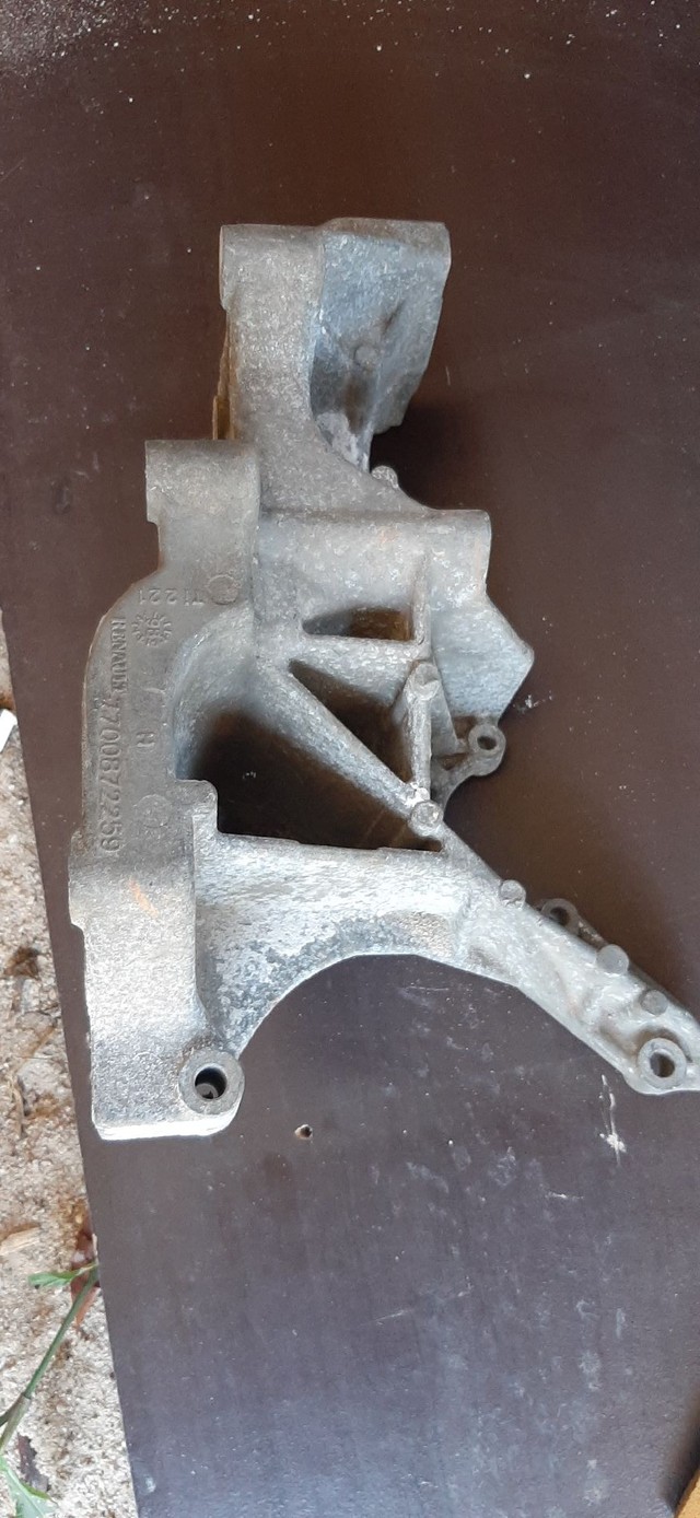 Suporte compressor scenic 