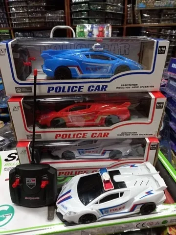 Mini carro de corrida policia art brink