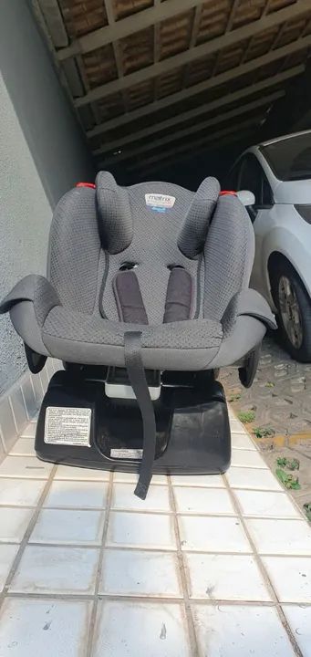 Cadeira preta para carro Matrix Evolution 0 a 25 kg