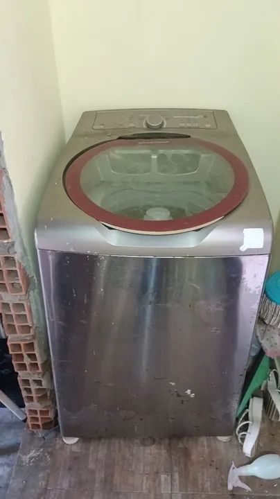 Máquina de lavar, retirada de peças 