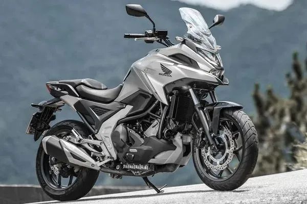NC 750 X 0Km 24/25