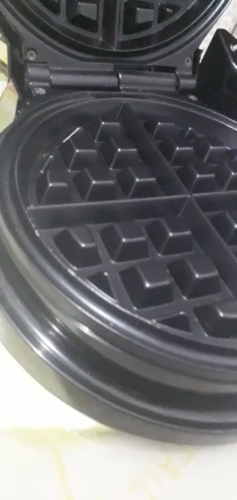 Máquina de Waffle Oster - Foto 3