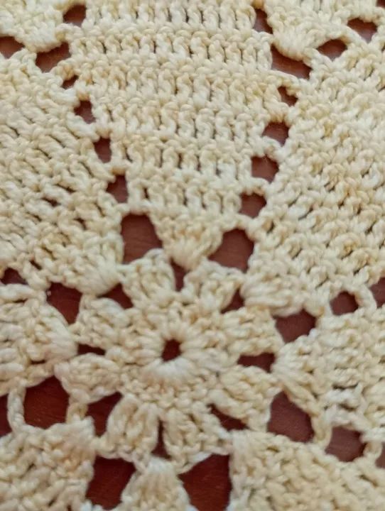 Jogo de 4 peças para mesa em crochê e tecido - Foto 2