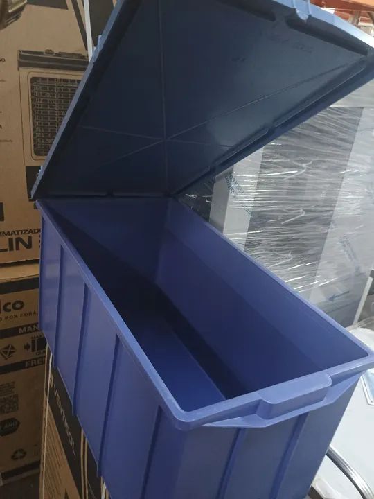 Caixa Plástica 70 Litros Azul - NOva  - Foto 2