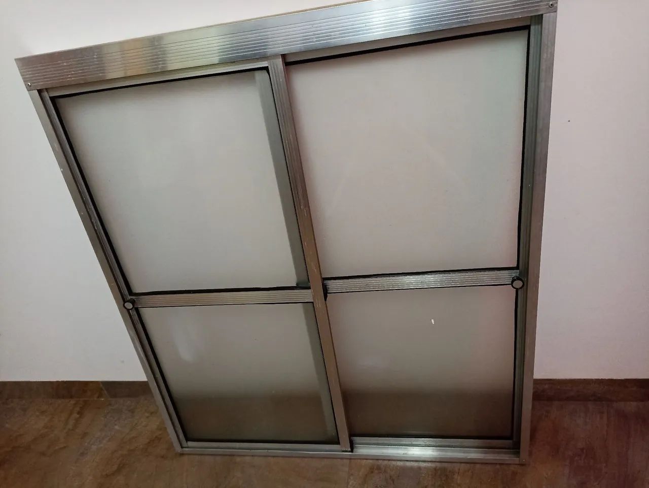 PORTA DE ALUMÍNIO COM VIDRO PARA BALCÃO 0,80 larg x 0, 92 alt - Foto 4