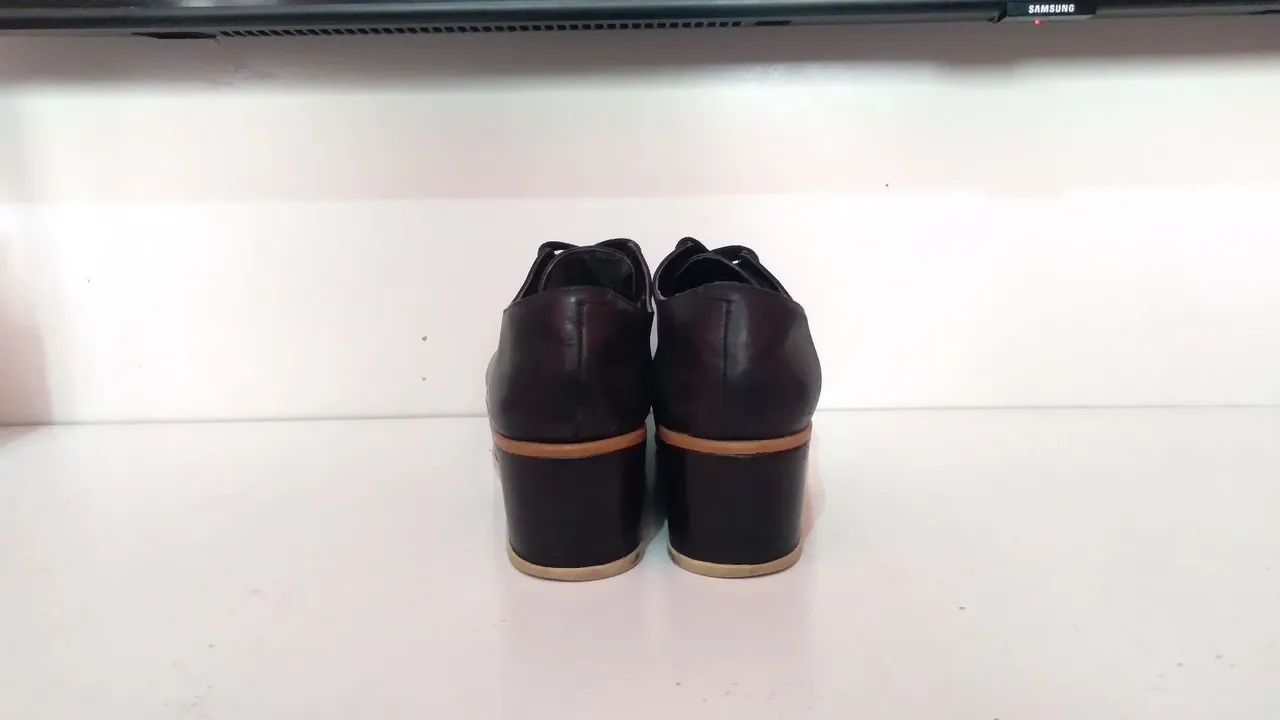 Sapato plataforma Arezzo tamanho 35 - Foto 4