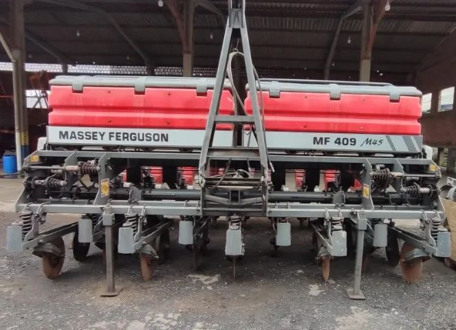 Plantadeira Massey Ferguson - MF 409 M45, 9 Linhas. Fabricação 2016