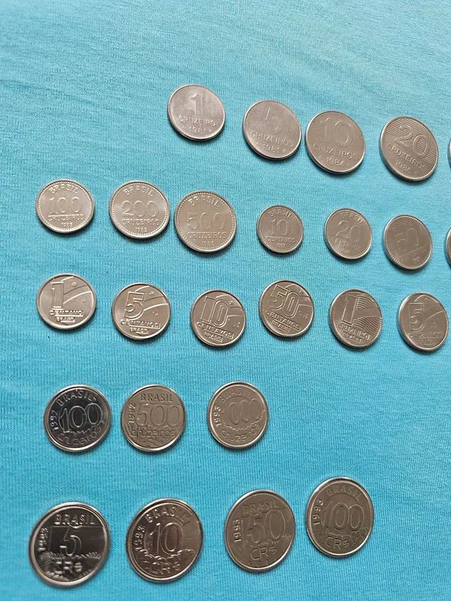 Moedas antigas década de 80 e 90 coleção estado de novas