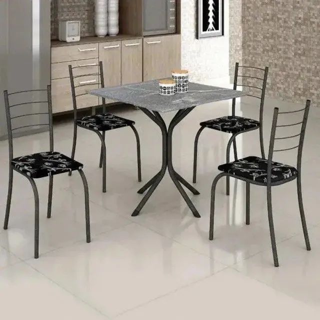 Mesa 70x70 Granitada com 4 cadeiras  - Foto 3