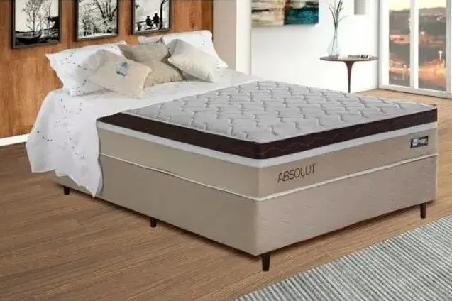 Mega Oportunidade - Base Cama Casal com Colchão de Molas Ensacadas