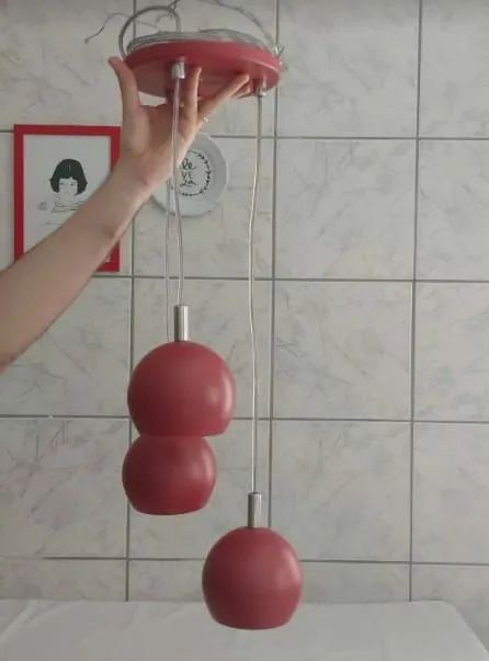 Lustre vermelho com 3 pendentes para sala de jantar