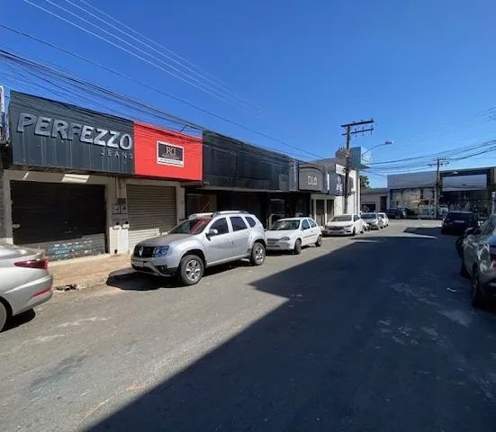 Imóvel frente para 2 ruas no St. Centro Oeste