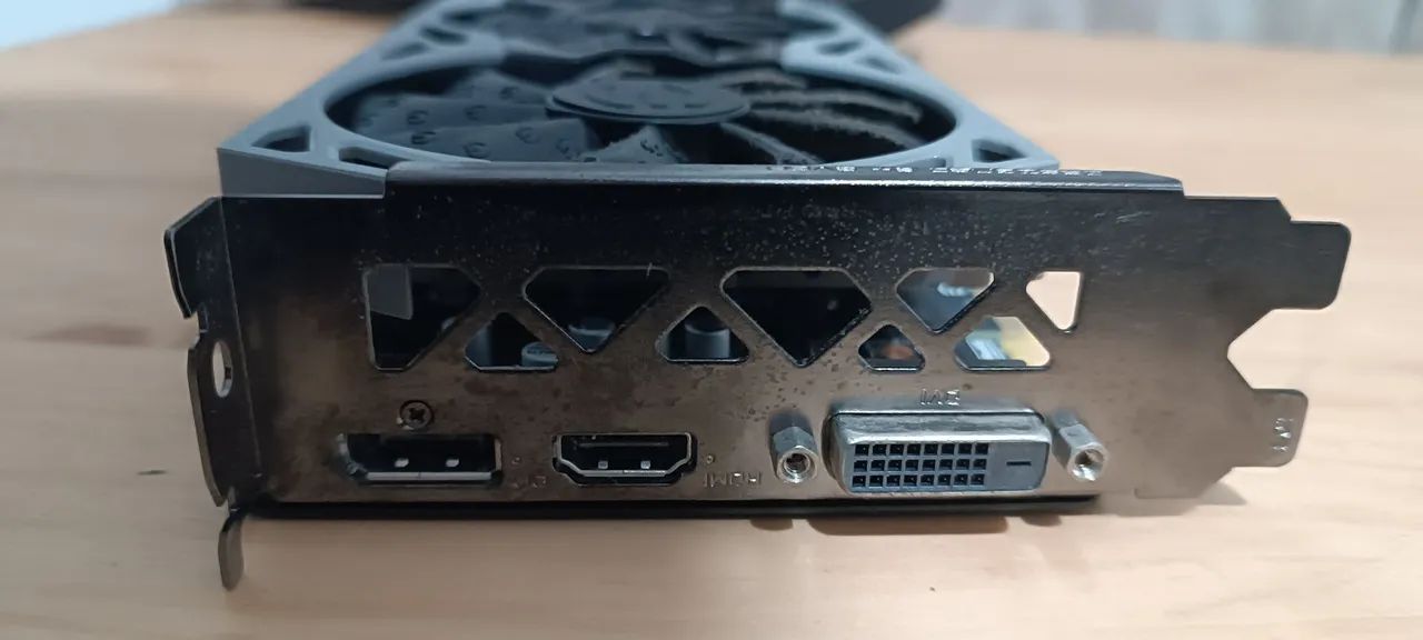 Placa de Vídeo 1650 SUPER EVGA 4GB - Foto 4