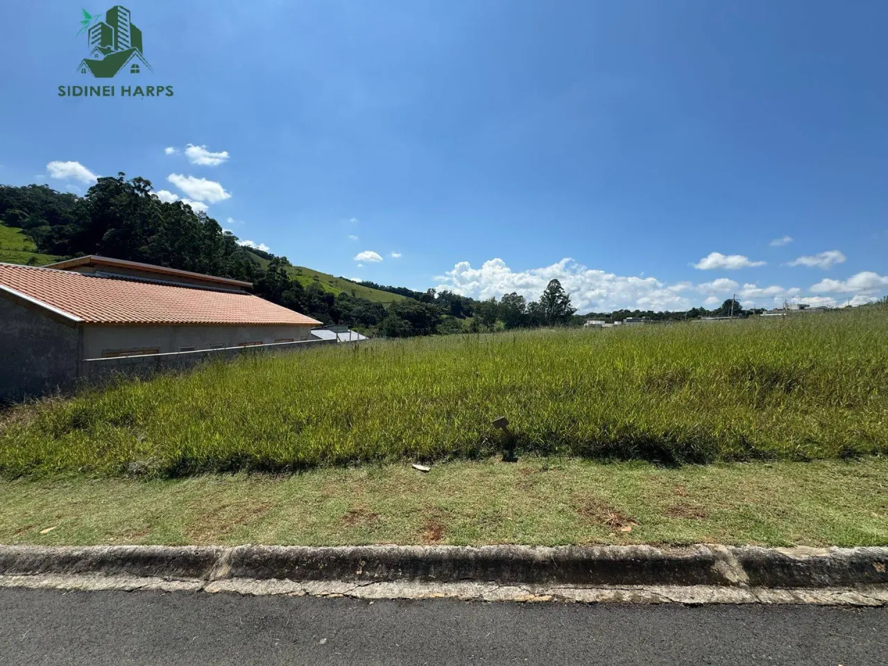Excelente Terreno a venda! Condomínio Santa Clara - Tuiuti SP.