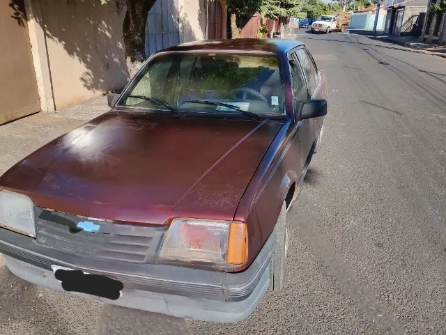 Carro Monza usado