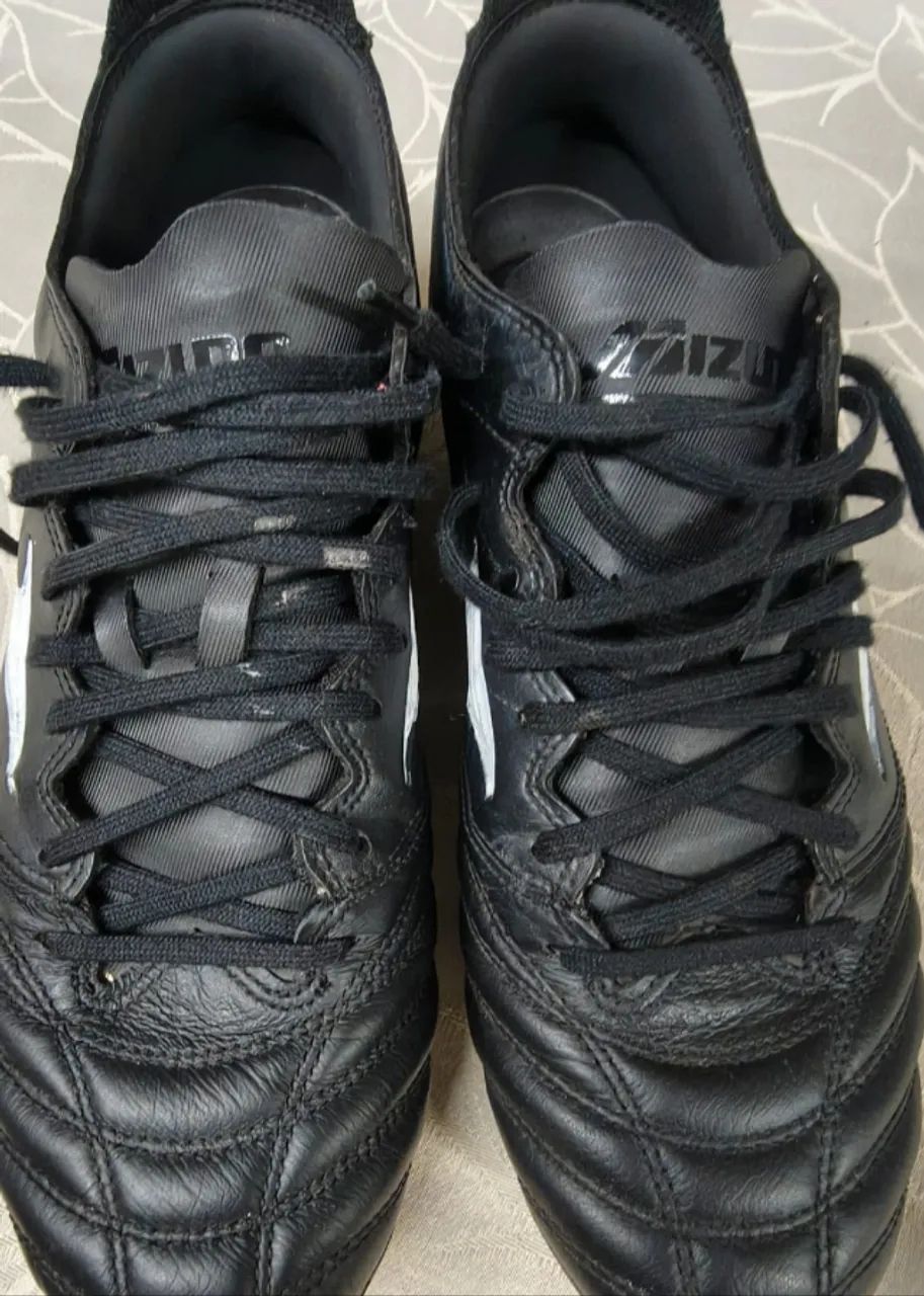 Chuteira Mizuno campo profissional tamanho 41 - Foto 3