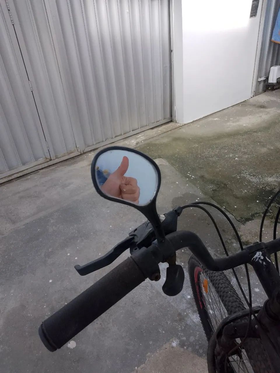 Bicicleta 21 Marchas - Bem conservada (pouco usada) - Foto 2