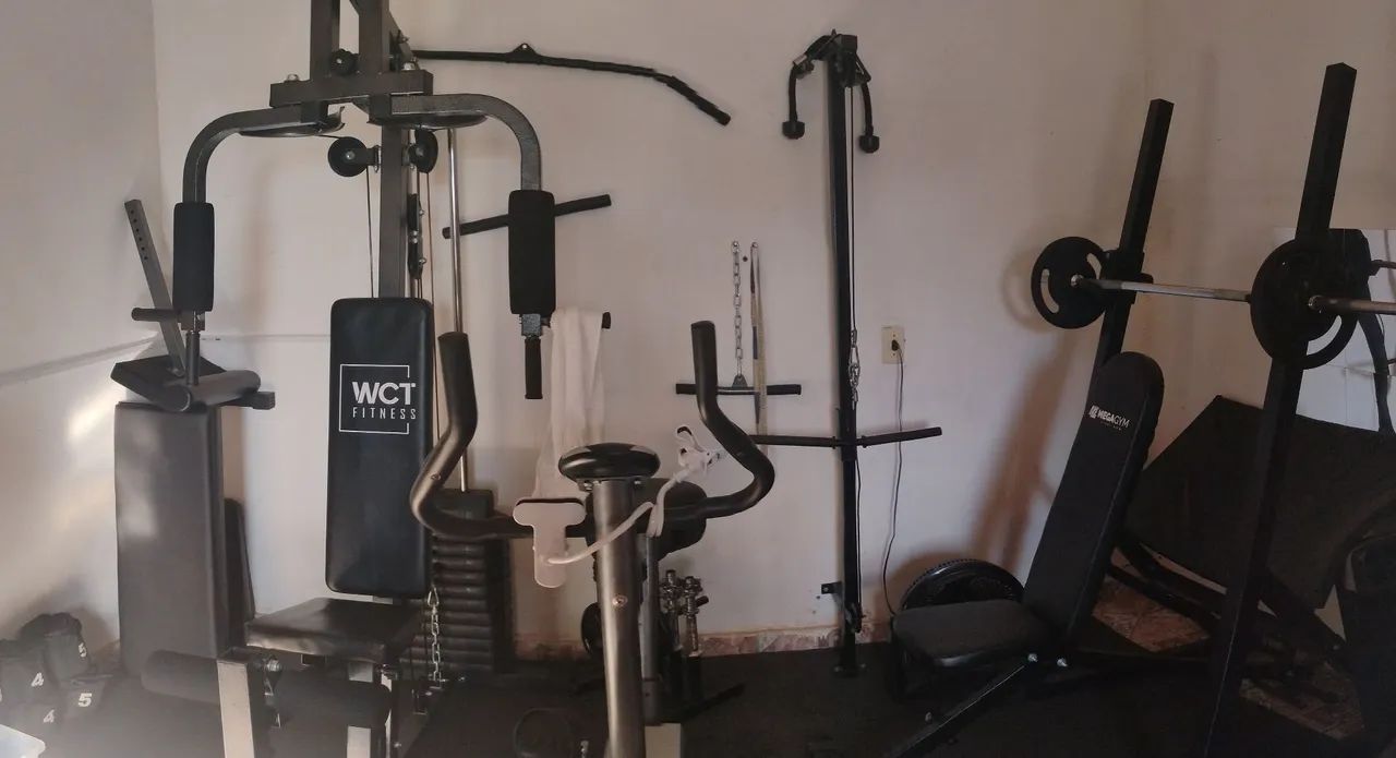Academia Completa - Aparelhos de Musculação