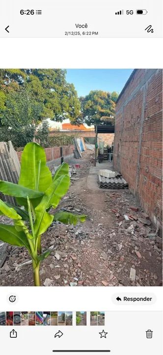 Vendo meio lote, proximo a Padaria do Esteves, com 5 de frente e 25 de comprimento - Foto 2