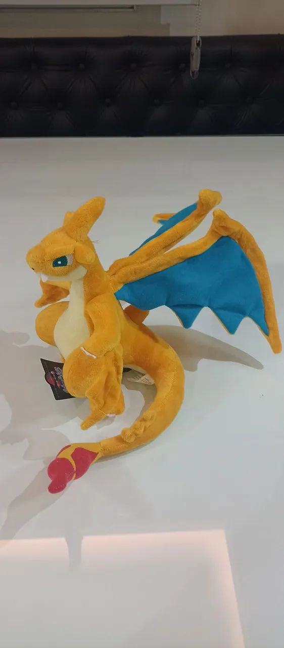 Mega Charizard y Pelúcia original  - Foto 2