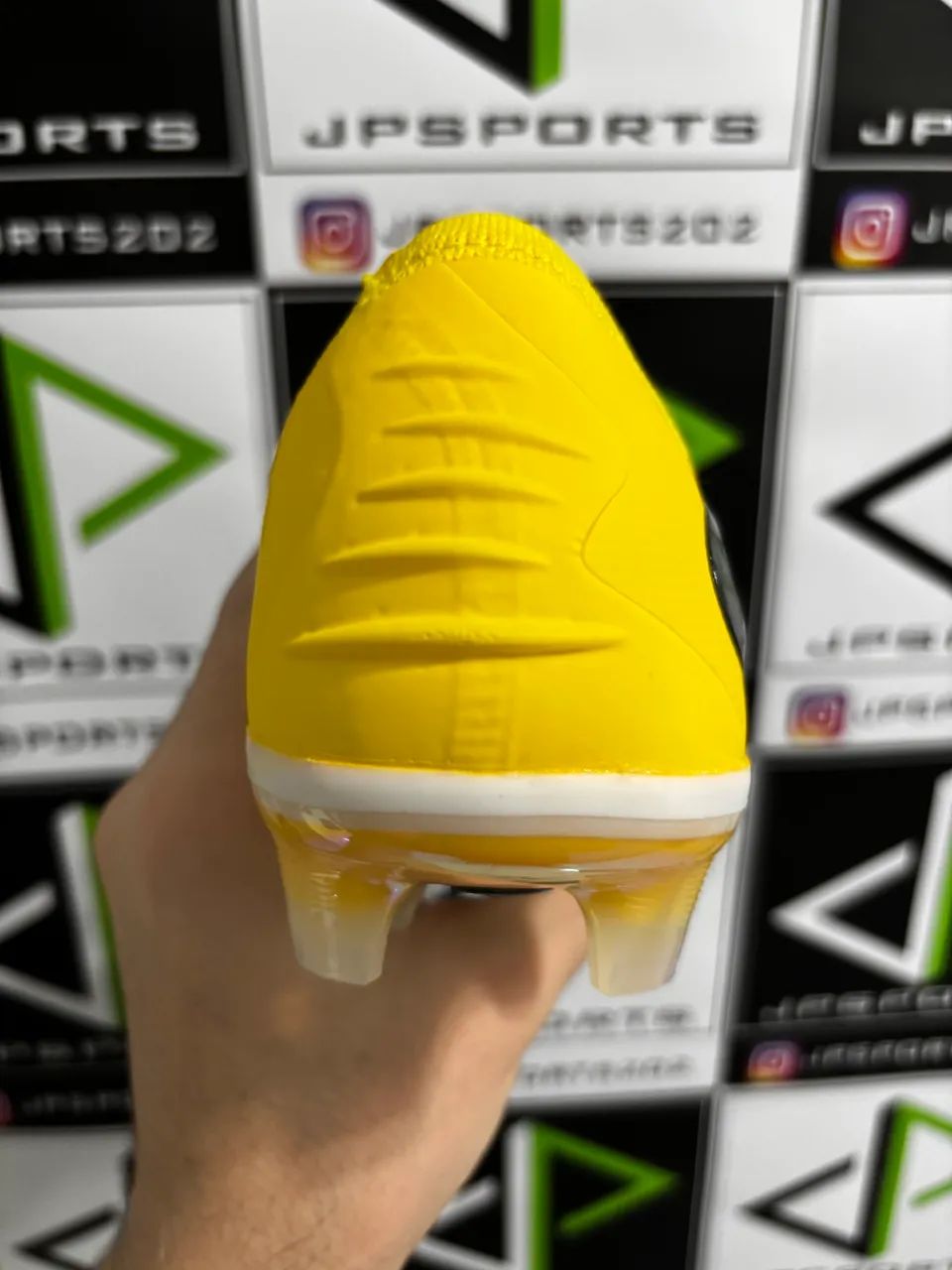 Chuteira Nike  - Foto 4