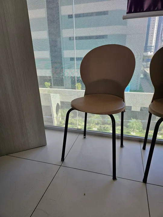 Cadeira fixa - Prático e Moderno