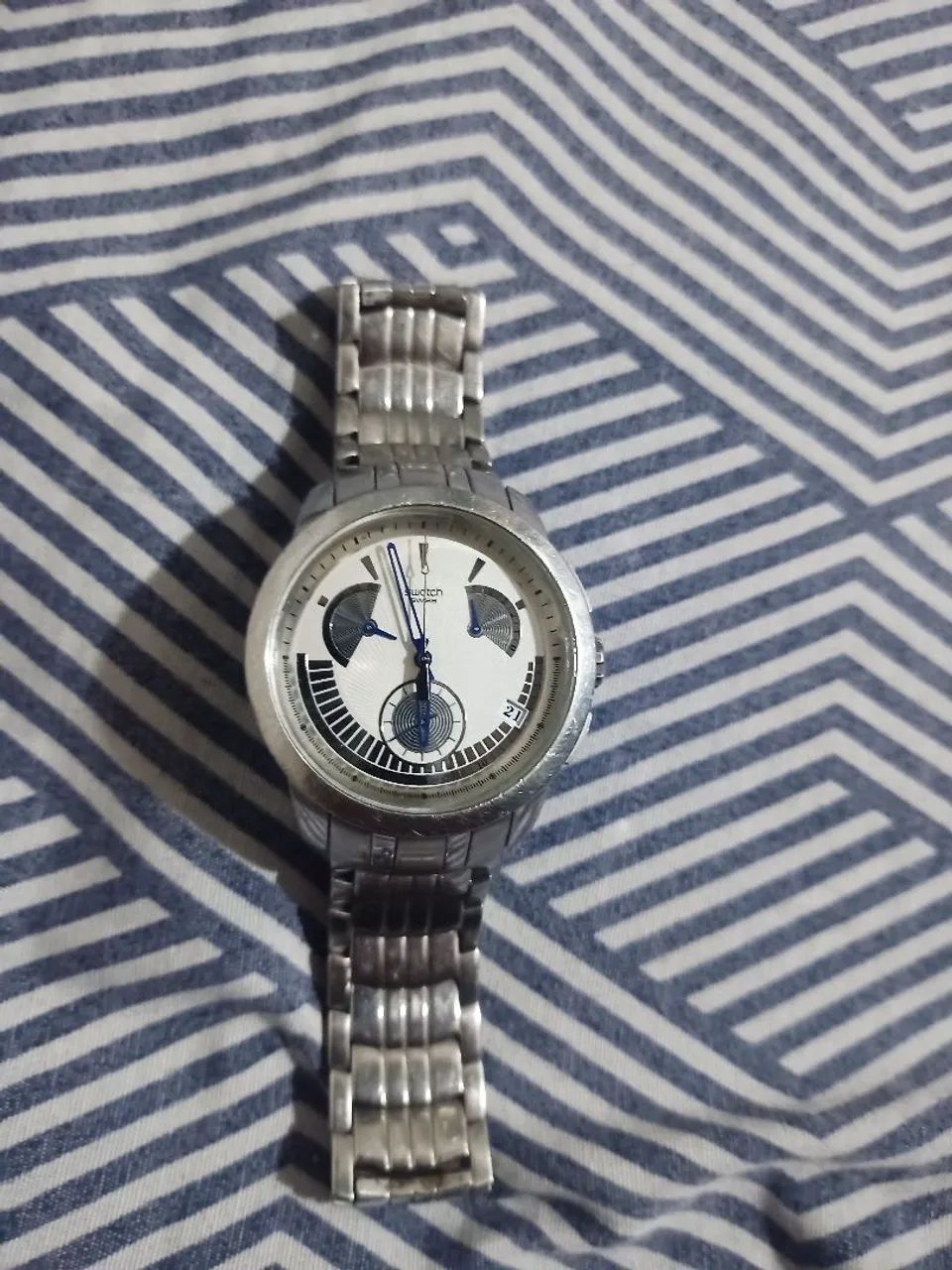 Relógio Swatch multifunção