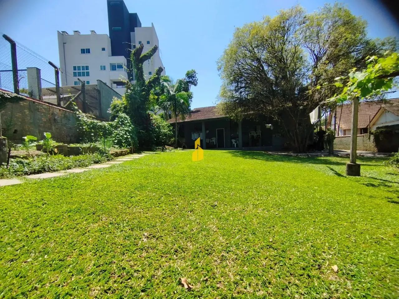 Casa no Bairro Industrial com sala comercial - Foto 5