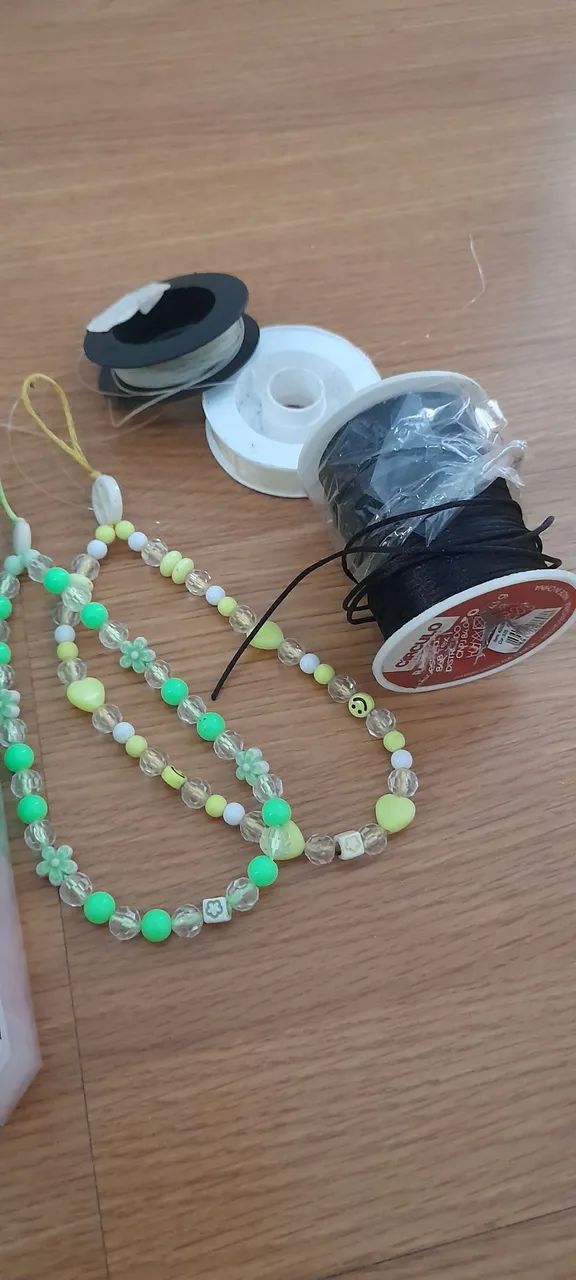 Kit de miçangas para pulseiras e colares - Foto 3