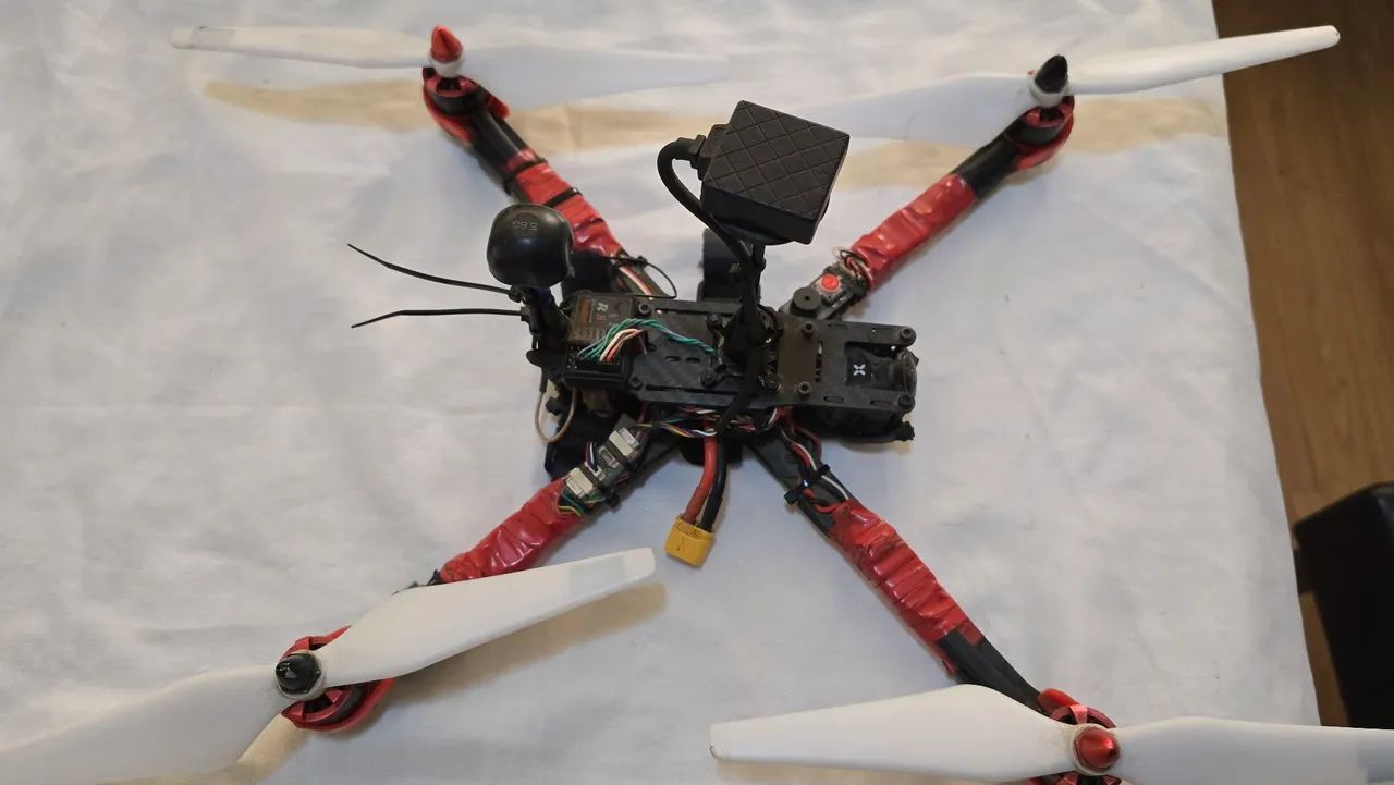 Drone DIY para voos e projetos - Foto 4
