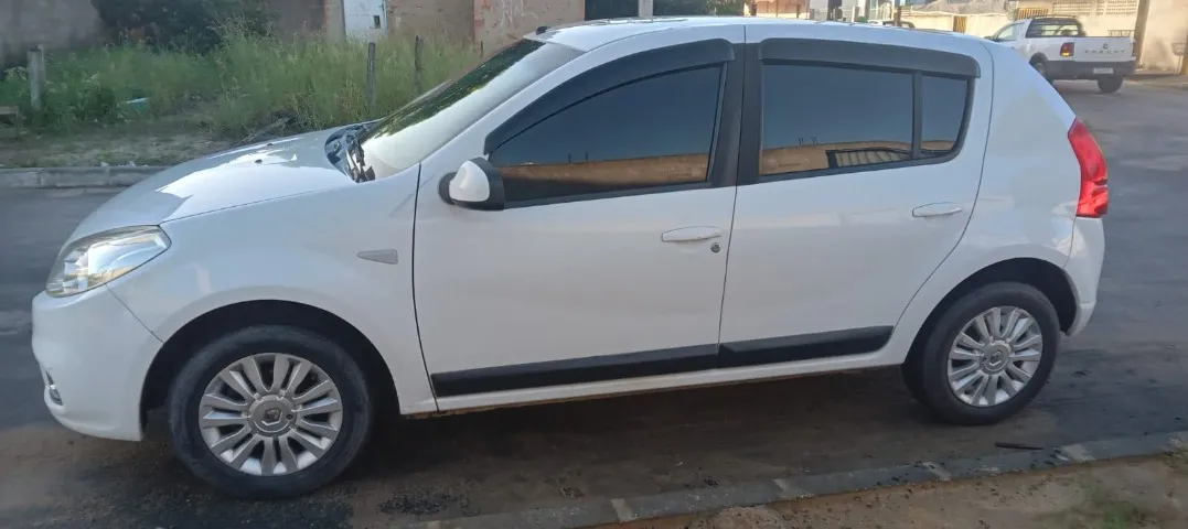 Sandero 1.6 8v - Vendo ou troco.