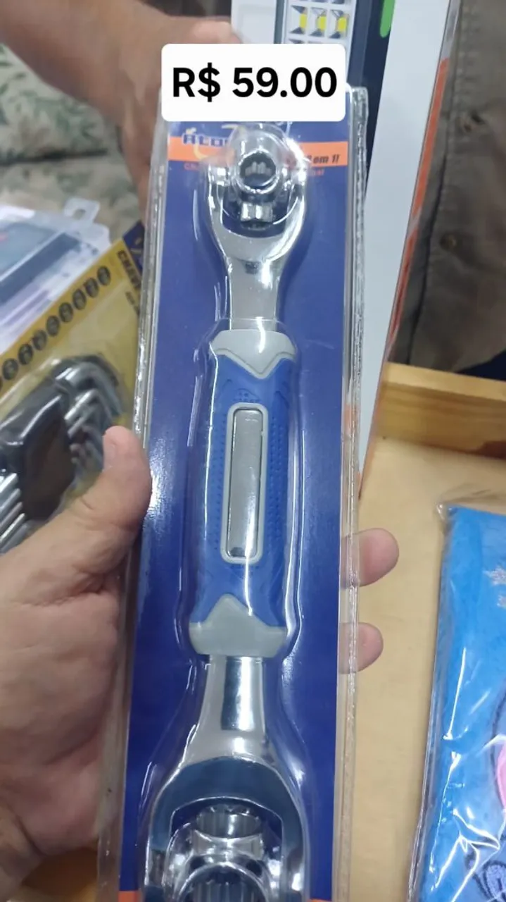 Chave Universal 10 em 1 - R$ 59,00