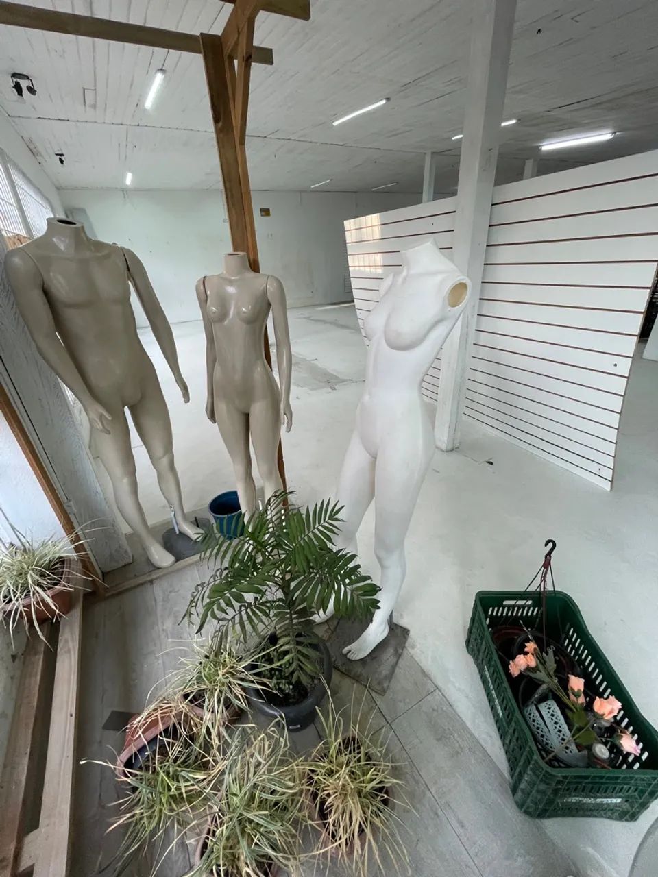 Manequim Feminino Branco - Foto 2