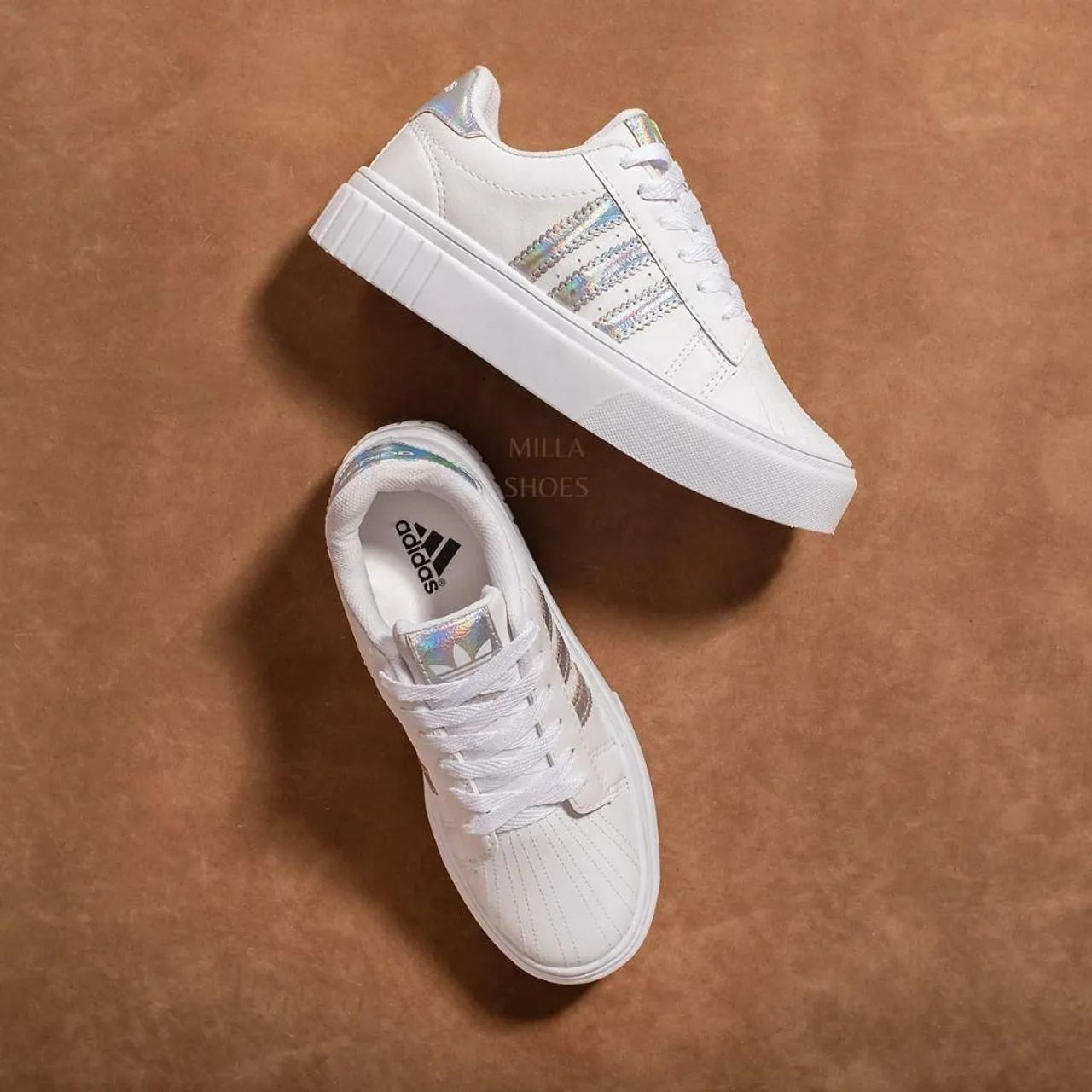 TÊNIS ADIDAS BRANCO E O NEW BALANCE MODELO NOVO PRA VCS Q GOSTA DE TÁ COM UM CALÇADO TOP  - Foto 2