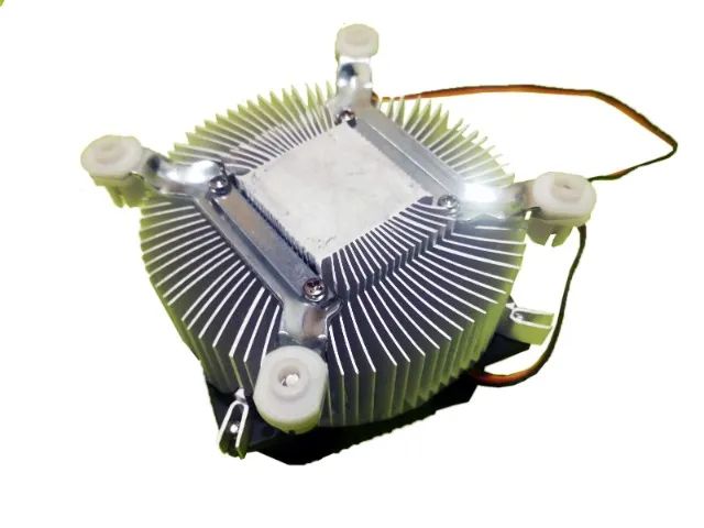 Cooler Com Dissipador Marca Master Para Computador de Mesa - Refrigeração do Processador - Foto 4