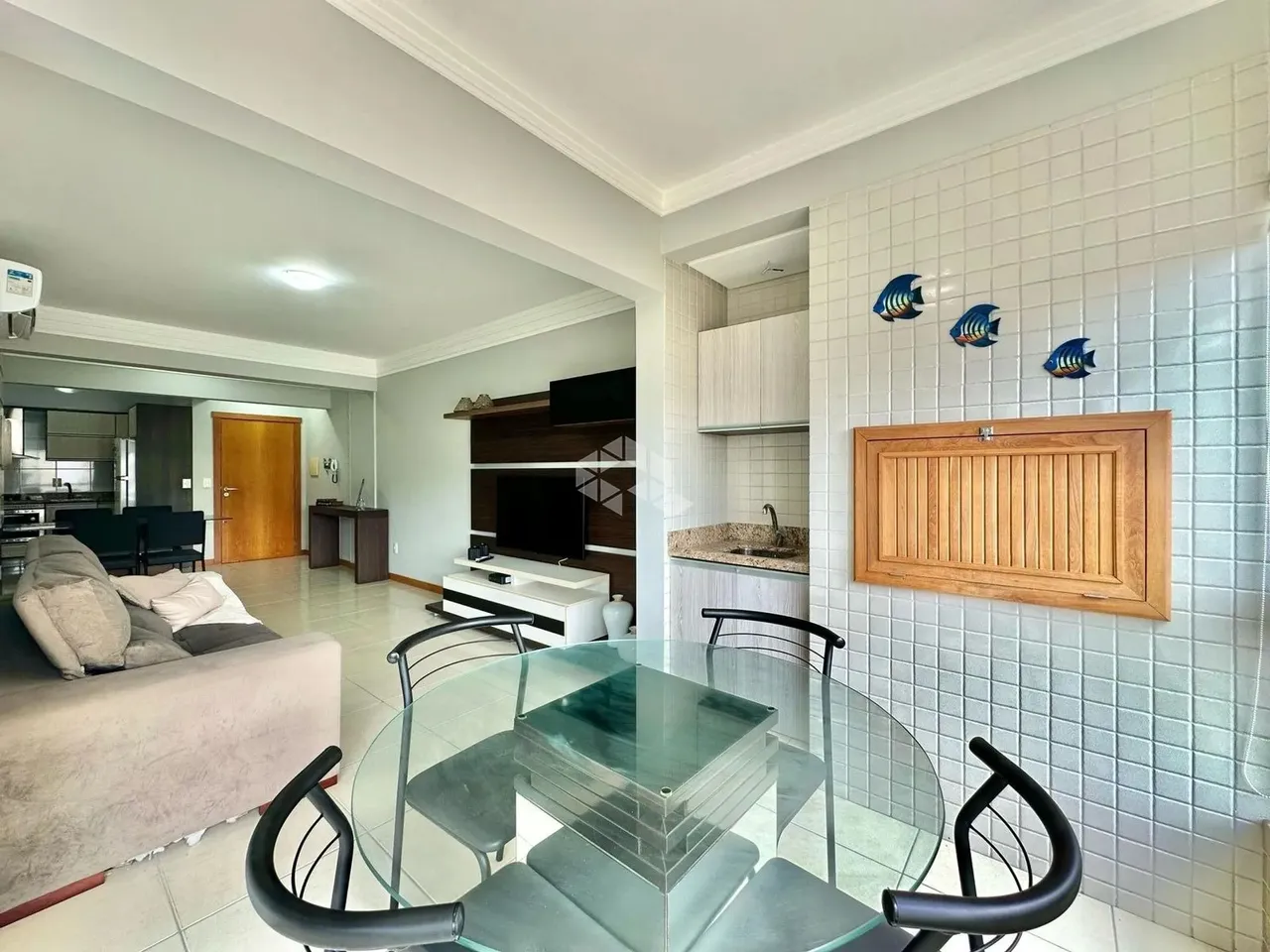 Apartamento à venda no Navegantes, Capão da Canoa com 2 quartos (1 suíte) - Ampla sacada l