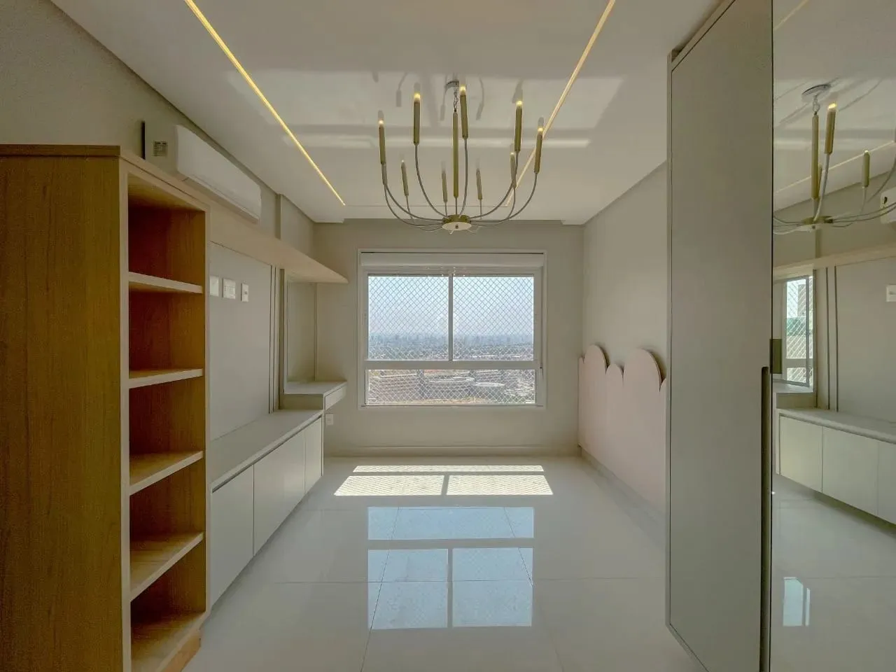 Apartamento para Locação ou Venda com 4 quartos de 332 metros no Park Lozandes em Goiânia-