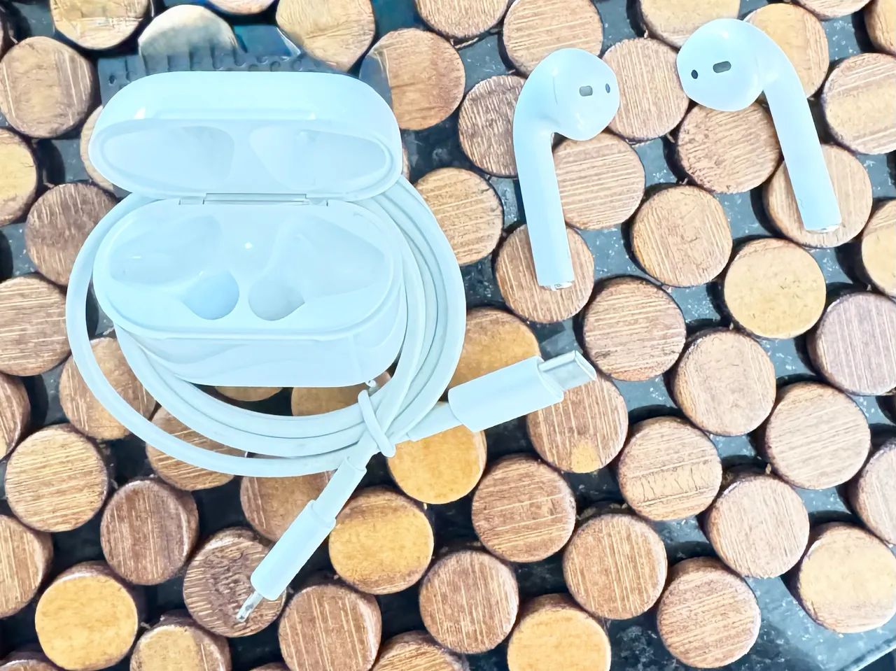 Apple AirPods 2 Modelo A2031, Estado de Novo! Não Perca! - Foto 4