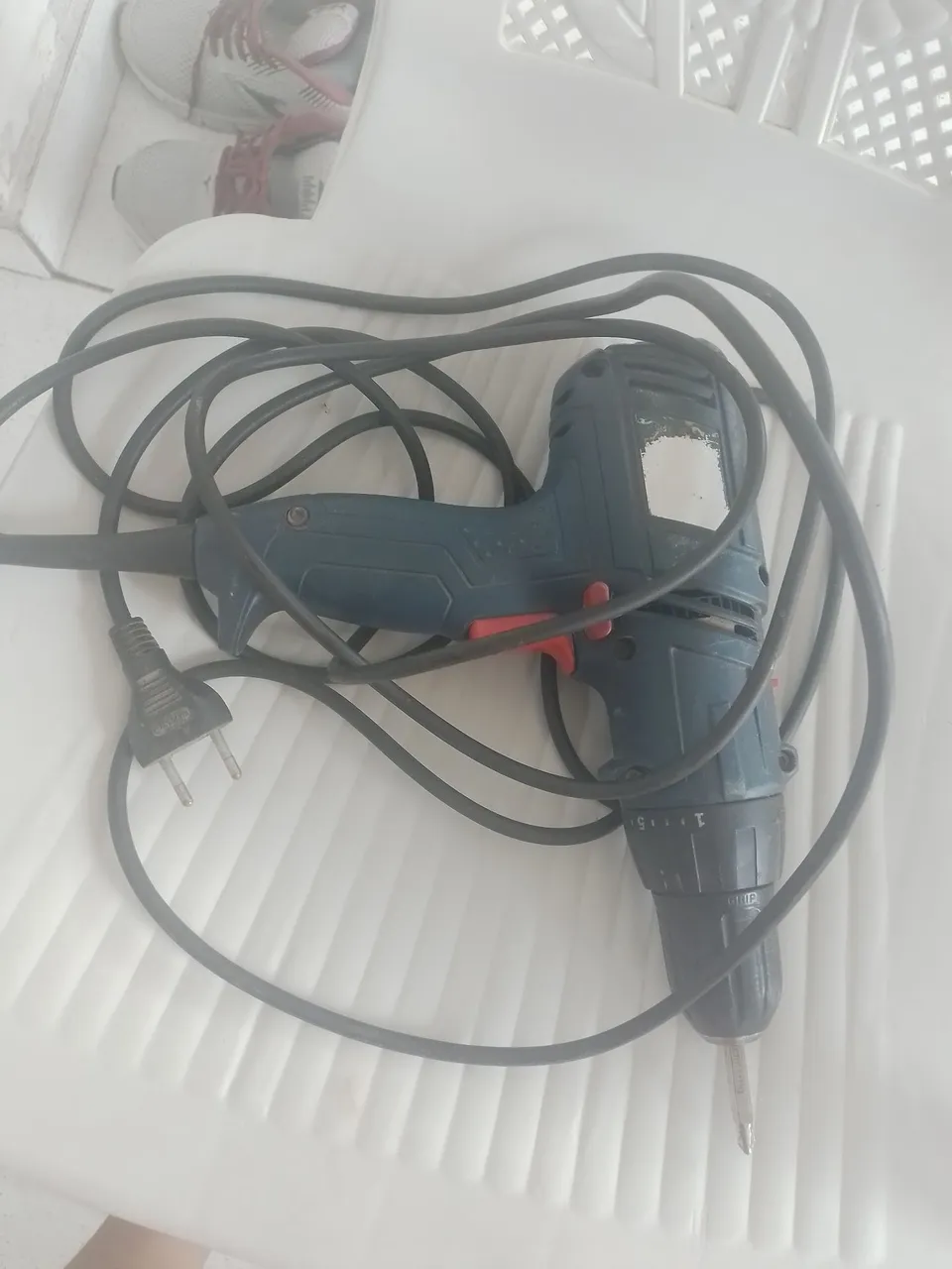 Furadeira/Parafusadeira Elétrica