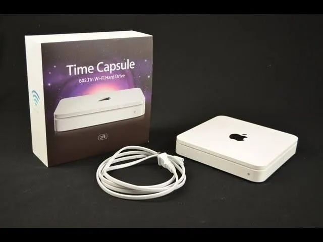 ぞの様　Apple Time Capsule 2TBモデル　3台セット Apple Time Capsule 802.11n - 2TB - Conectividade e Dispositivos de