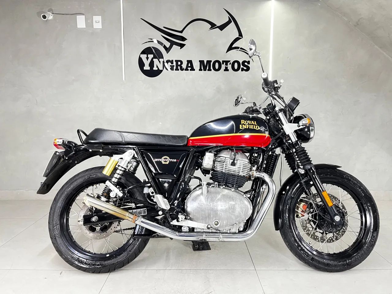 ROYAL ENFIELD INTERCEPTOR 650cc ABS