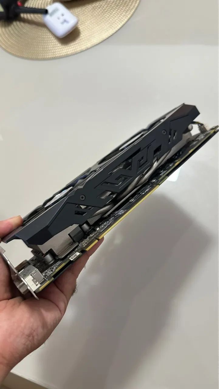 Placa de Vídeo PowerColor RX 590 SEMI NOVA - Foto 2