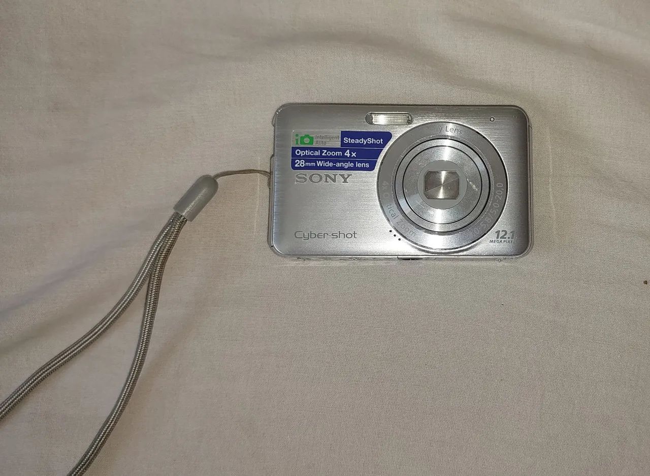 Câmera Digital Sony Cyber-shot 12.1 MP