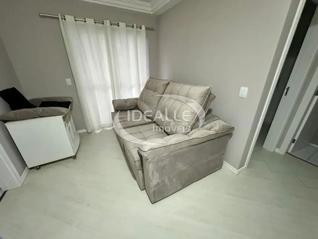 Apartamento com 1 quarto para alugar por R$ 1980.00, 49.40 m2 - BATEL - CURITIBA/PR