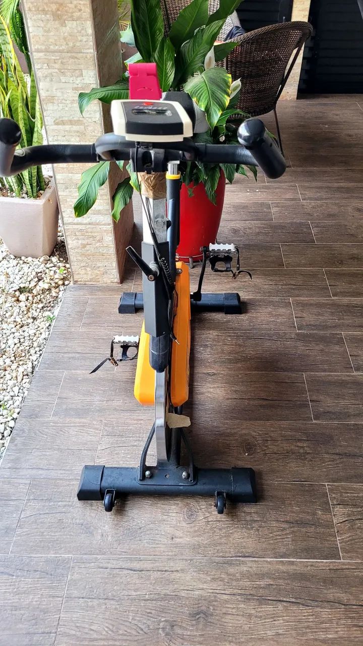 Bicicleta ergométrica usada - Foto 3