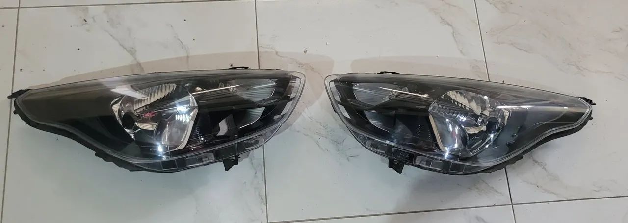 Faróis ford ka 2019 20 21 22