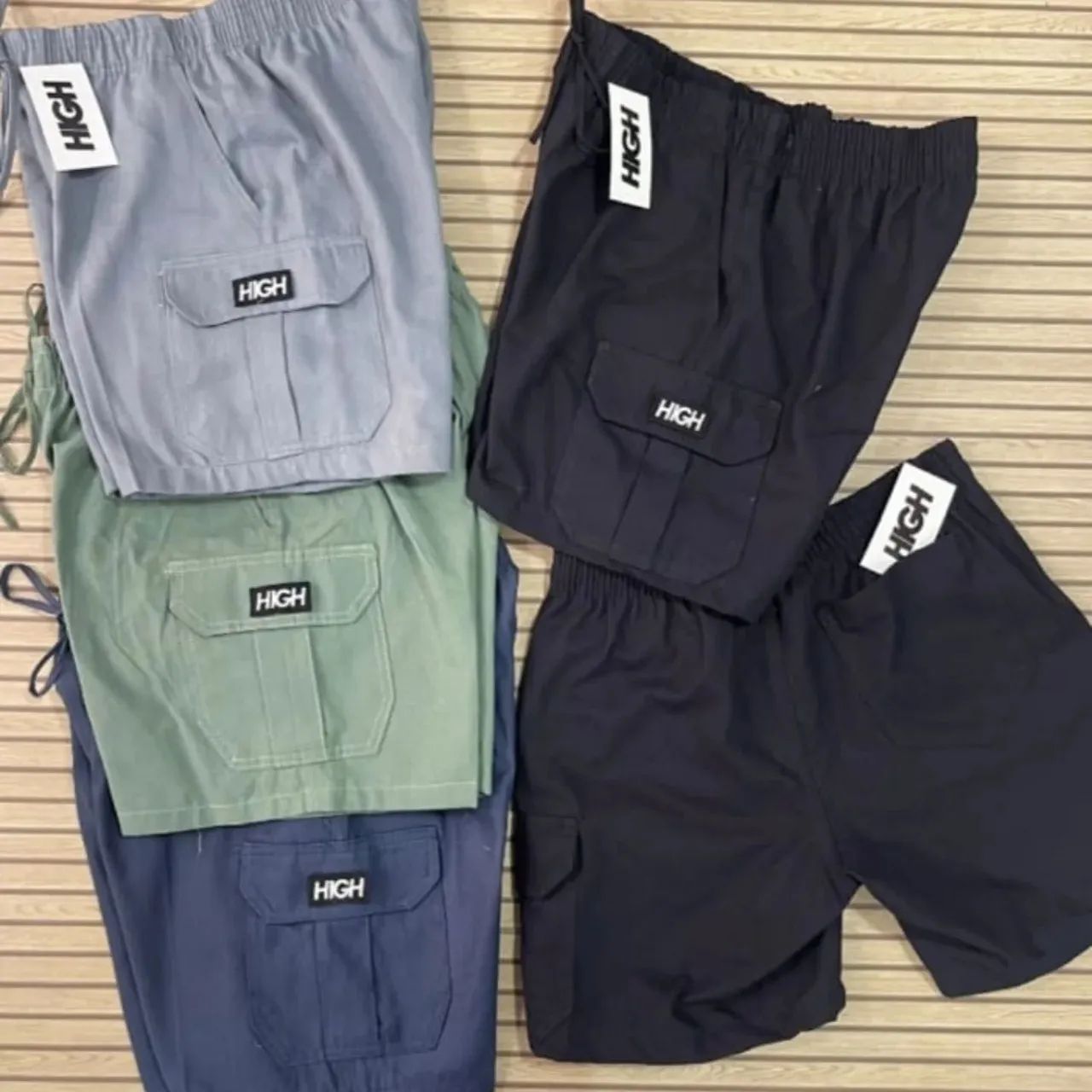 Shorts Cargo High - Diversas Cores