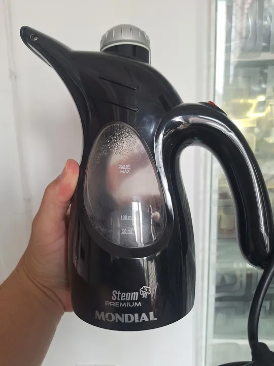 Passador de Roupa a Vapor Mondial Steam Premium