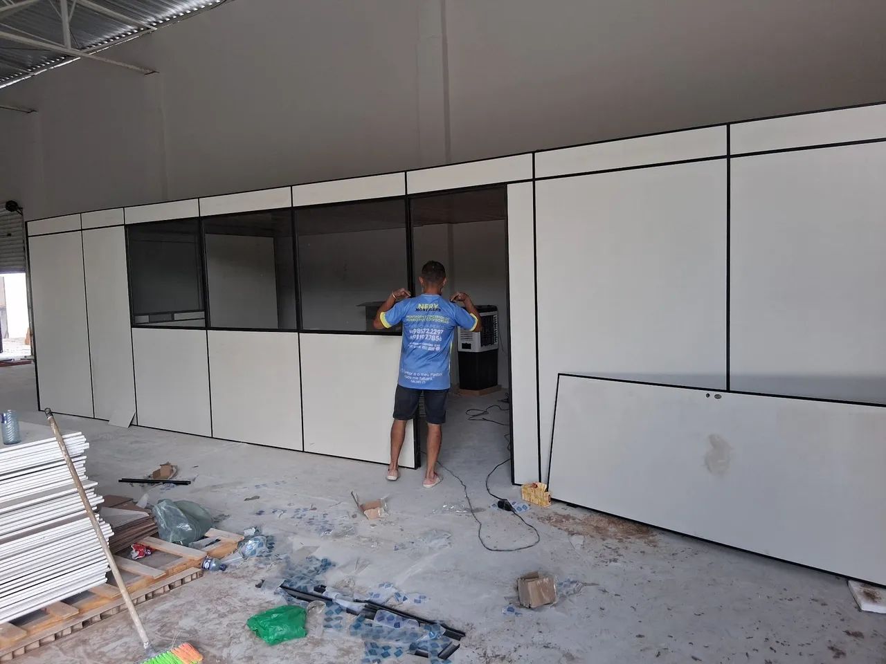 Montagens e remanejamentos de forro e divisórias  - Foto 6