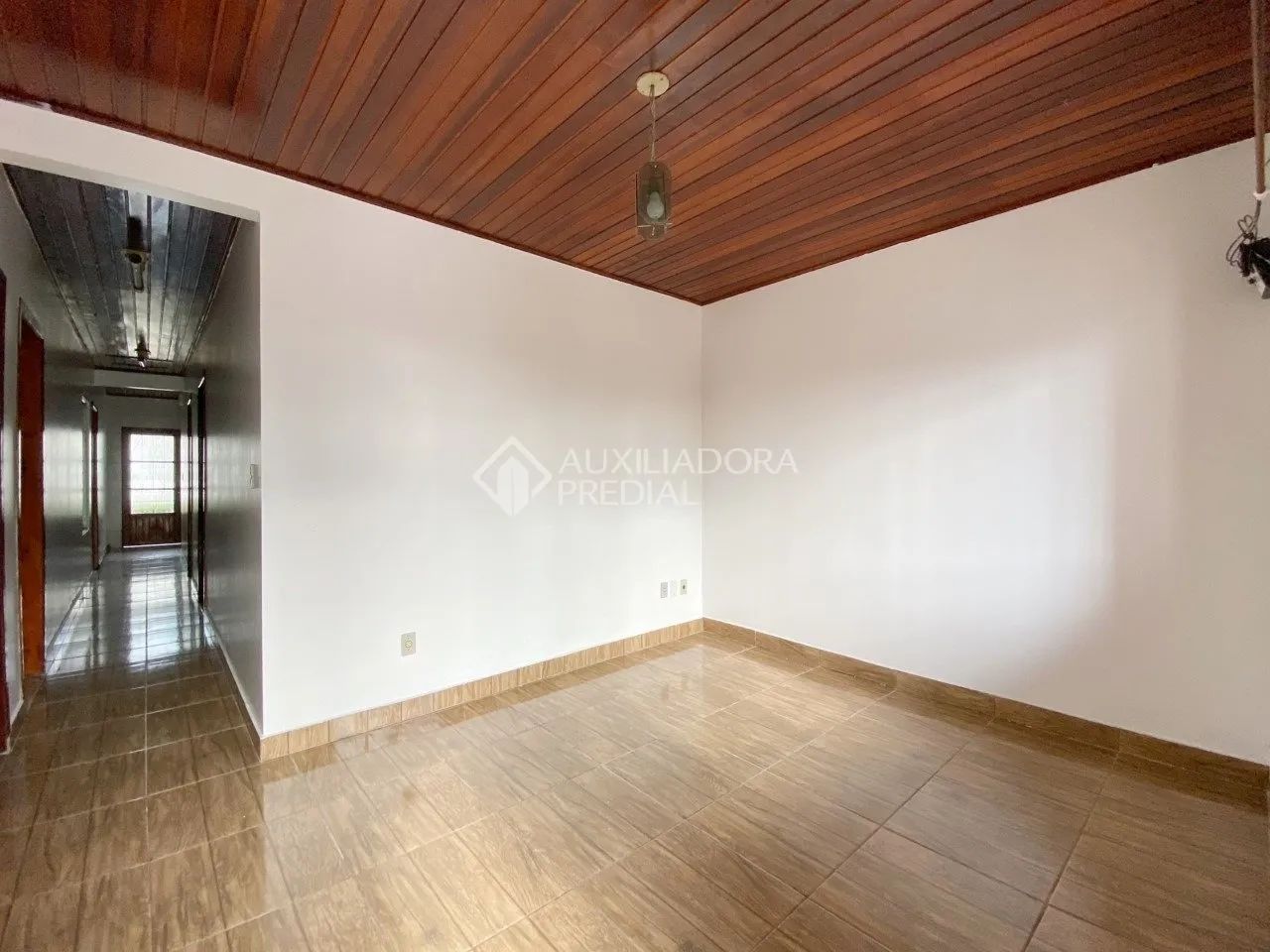 PORTO ALEGRE - Casa Padrão - Chácara das Pedras - Foto 5